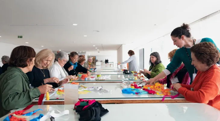 Arte para Maiores de novembro promove atividade online com a artista Mariana Palma