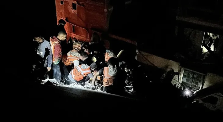 Israel retoma ataques à Faixa de Gaza e põe em risco o cessar-fogo com o Hamas