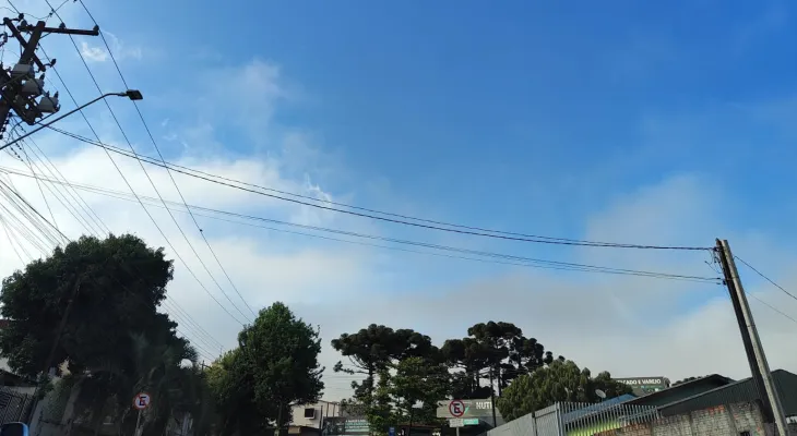 Nuvens e ventos marcam a quinta-feira (30) em Cascavel