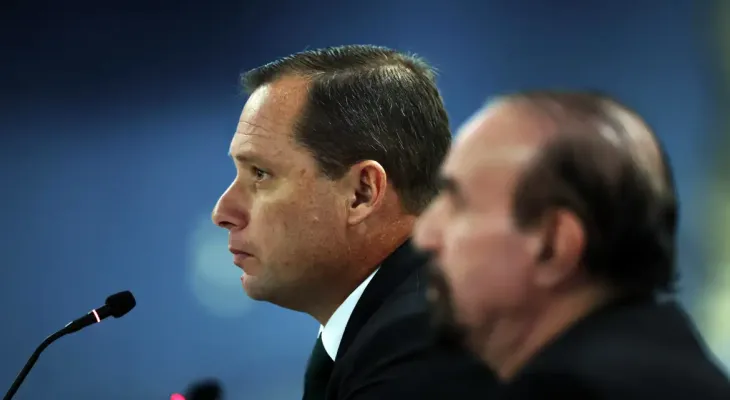 Moraes determina início do cumprimento da pena de Mauro Cid por tentativa de golpe