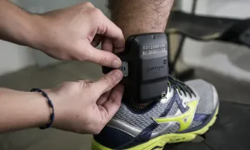 Defesa de Filipe Martins atribui falha em tornozeleira eletrônica a problema técnico momentâneo