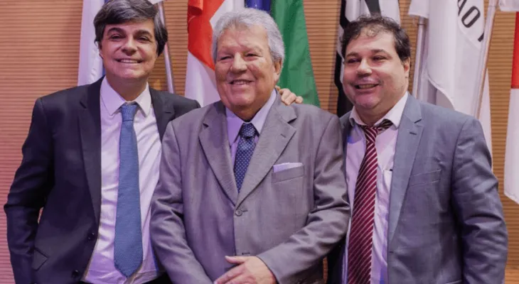 Aos 81 anos, engenheiro realiza sonho e recebe carteira da OAB em São Paulo