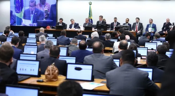 Governo Lula e Câmara se preparam para disputa jurídica sobre pagamento de emendas antes das eleições