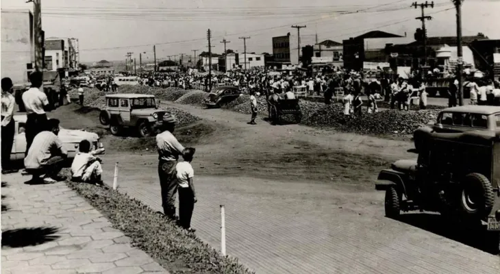 Saudade não tem idade: Asfaltamento da Avenida Brasil em Cascavel – Década de 1960