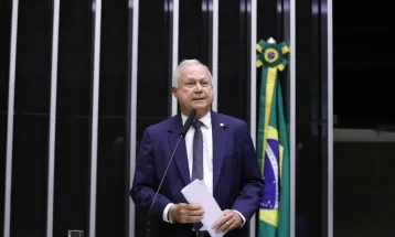 CCJ da Câmara adia análise de projeto que equipara facções criminosas a grupos terroristas