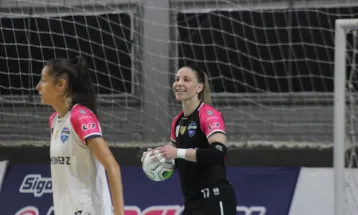 Bianca vai em busca do Mundial de futsal com a Seleção Brasileira