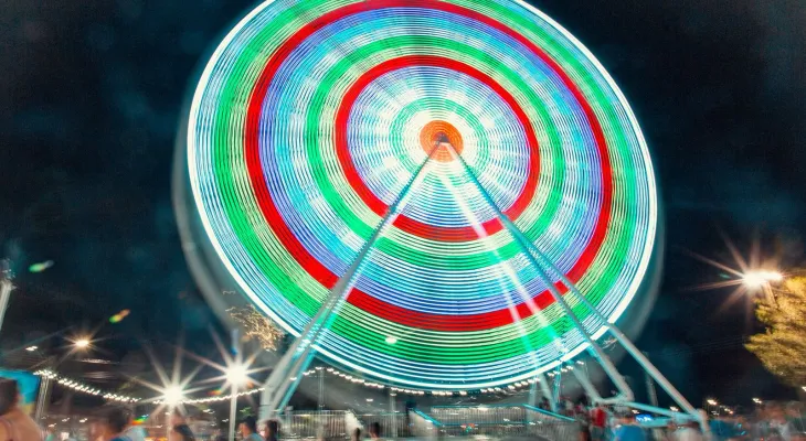 Cascavel celebra 74 anos com festa, shows e abertura oficial do Natal de Luz e Paz