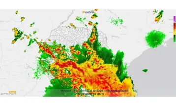 Governo do Paraná mobiliza equipes após temporal com ventos de até 76 km/h e fortes chuvas no estado