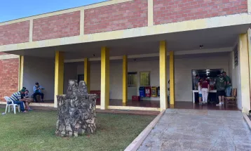 Desabrigados relatam incerteza após tornado destruir Rio Bonito do Iguaçu