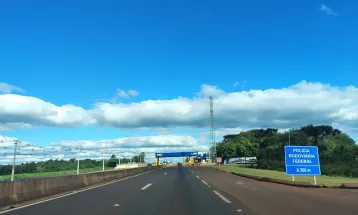 Segunda-feira (10) começa com sol, vento e temperaturas amenas em Cascavel