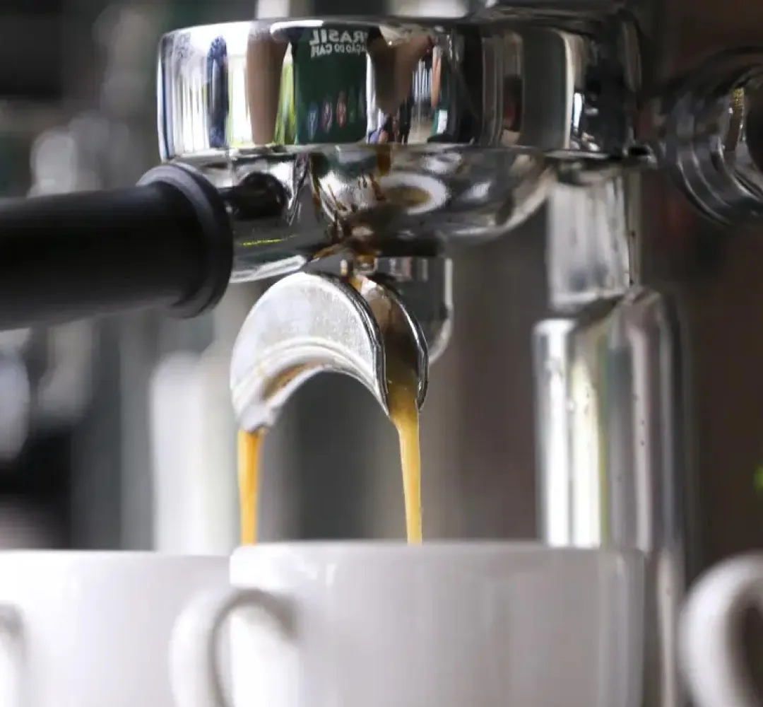 Estudo diz que beber café reduz risco de arritmia cardíaca