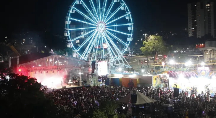 Cascavel celebra 74 anos com tradição, festa e abertura do Natal de Luz e Paz 2025