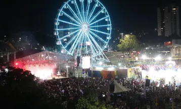 Cascavel celebra 74 anos com tradição, festa e abertura do Natal de Luz e Paz 2025