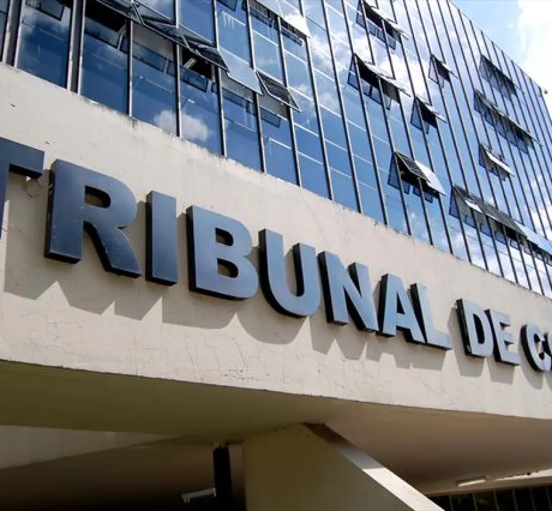 TCE-PR suspende licitação do Ciedepar e restringe exigência de amostras