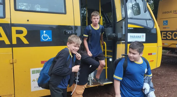 Com frota reforçada, escolas de Rio Bonito do Iguaçu retomam funcionamento após danos estruturais