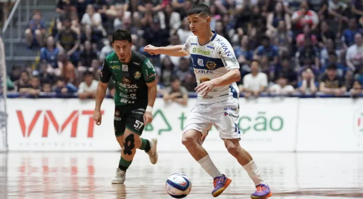 Pato Futsal e Campo Mourão vão decidir o Paranaense da  Ouro