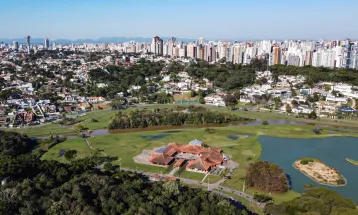 Paraná tem 79% das cidades com desempenho médio ou alto em renda, educação e saúde, aponta IPDM