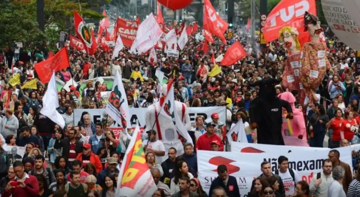 Sindicalização cai para 8,9% no Brasil e atinge menor nível em 12 anos, aponta IBGE