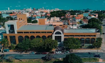 TCE-PR suspende licitação de R$ 44 mi da Seed-PR para plataforma digital de apoio à leitura