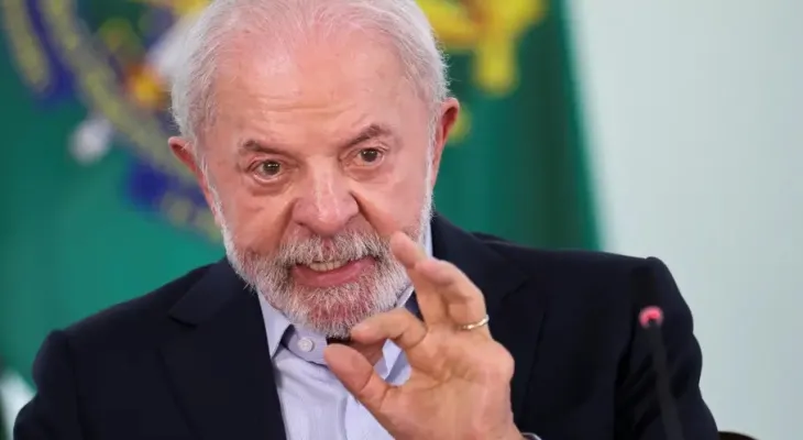 Lei sancionada por Lula proíbe linguagem neutra na administração pública em todo o país