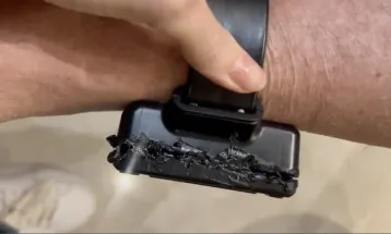 Bolsonaro usou ferro de solda para tentar abrir tornozeleira