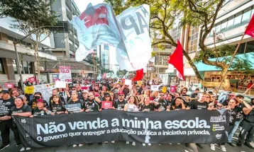 Escolas rejeitam “Parceiro da Escola” e APP afirma que Ratinho Jr. tenta impor privatização