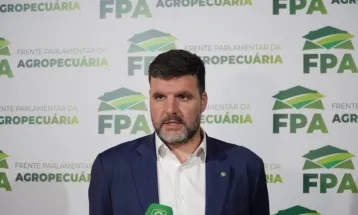 Bancada ruralista pede que PGR investigue Lula e Lewandowski por demarcações indígenas