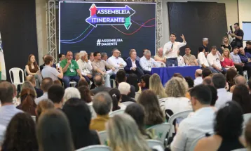 Deputados realizaram 34ª edição da Assembleia Itinerante, em Paranavaí