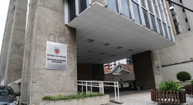 Governo do Paraná propõe PEC para centralizar saldos de fundos estaduais