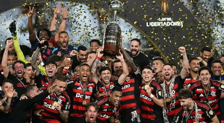 Flamengo bate Palmeiras em Lima e se torna o primeiro brasileiro tetra da Libertadores