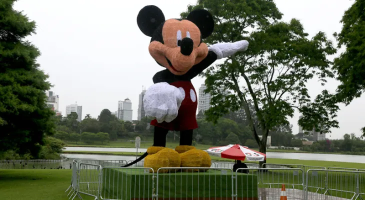 Com Parque Mágico, Disney+ Open Air e Palácio Avenida, Natal de Curitiba tem semana imperdível de estreias