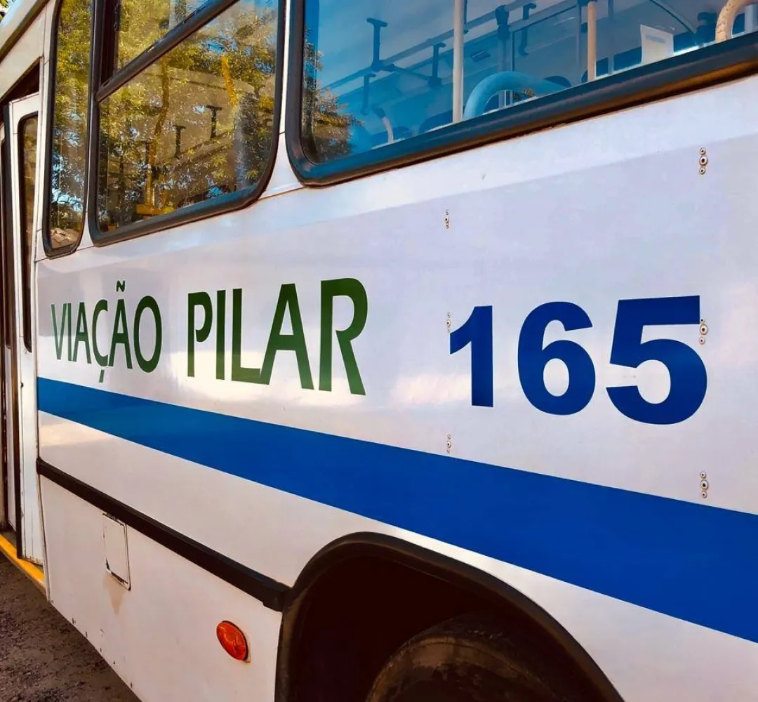 Transporte sem contrato, edital suspenso e ônibus anônimos: MP abre investigação sobre caos no serviço de Morretes