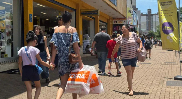 Atenção!  Comércio de Cascavel terá horário especial a partir da próxima segunda-feira
