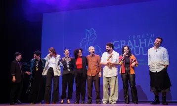 Troféu Gralha Azul abraça diversidade e premia melhores do teatro paranaense