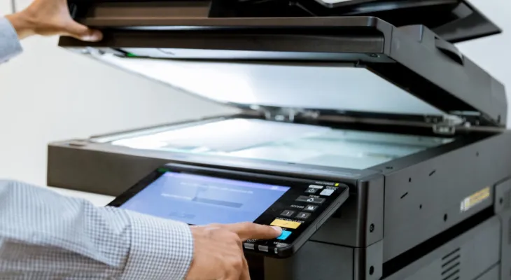 TCE-PR barra pregão de R$ 80 milhões da Seed-PR por falhas no edital