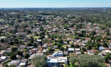 Itaipu realiza maior leilão de imóveis da Vila A, com 71 unidades à venda