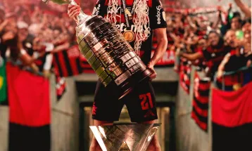 Flamengo derrota Ceará e coroa ano mágico com título Brasileiro