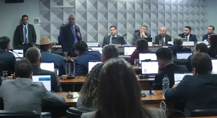 CPMI do INSS convoca dono do Banco Master e governador Zema