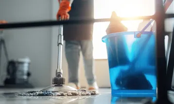 TRT-3 mantém indenização a faxineira de condomínio assediada por zelador