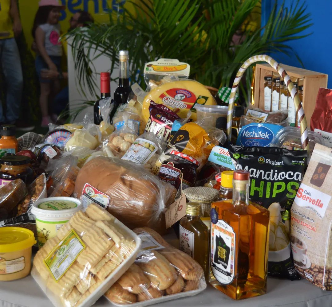 Feira de Natal do IDR-Paraná começa em Curitiba com produtos da agricultura familiar