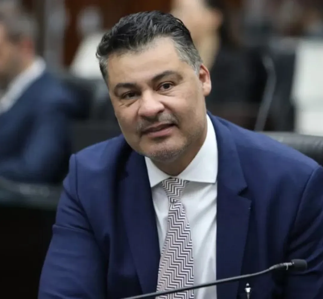 Projeto de lei visa reforçar proteção contra fraudes telefônicas no Paraná