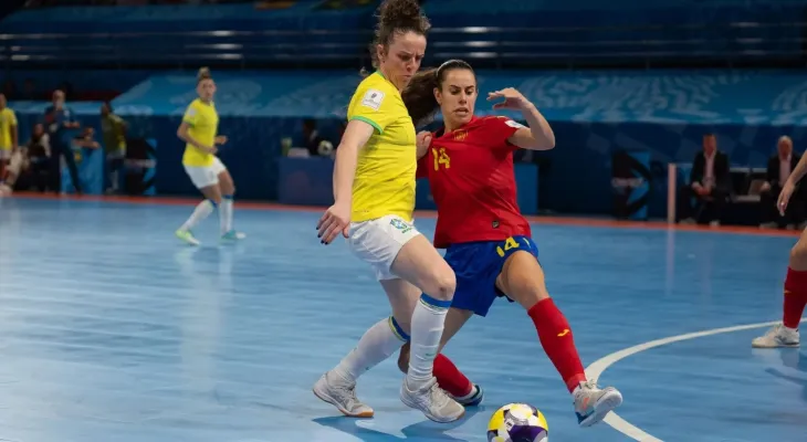 Brasil e Portugal decidem a Copa do Mundo de futsal feminino neste domingo