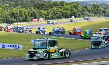 Domínio dos Colett na Fórmula Truck em Cascavel