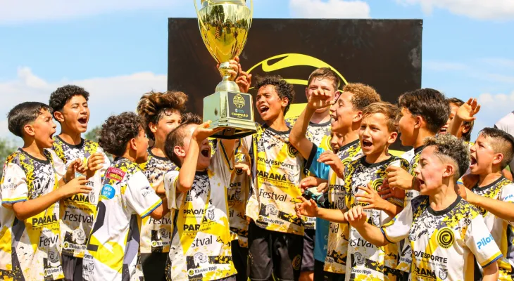 Supercopa Aurinegro reúne mais de 500 jovens atletas