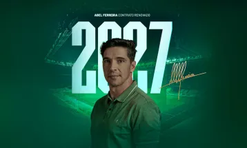 Abel Ferreira renova com o Palmeiras até 2027