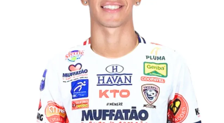 Cascavel Futsal anuncia o ala argentino Alejo Gayraud