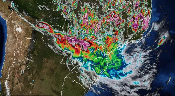 Chuva supera 100 mm no Oeste do Paraná e Simepar mantém alerta para tempestades