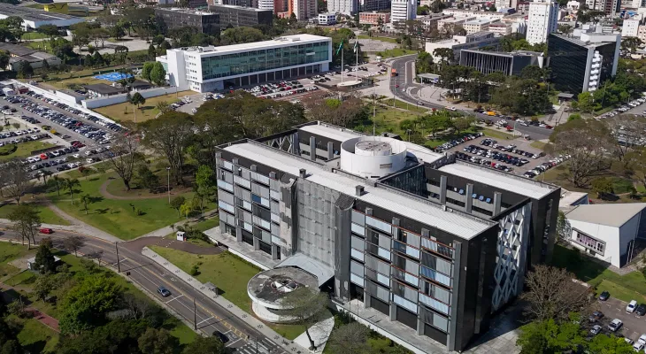 Alep promulga emenda que centraliza gestão de recursos de fundos estaduais