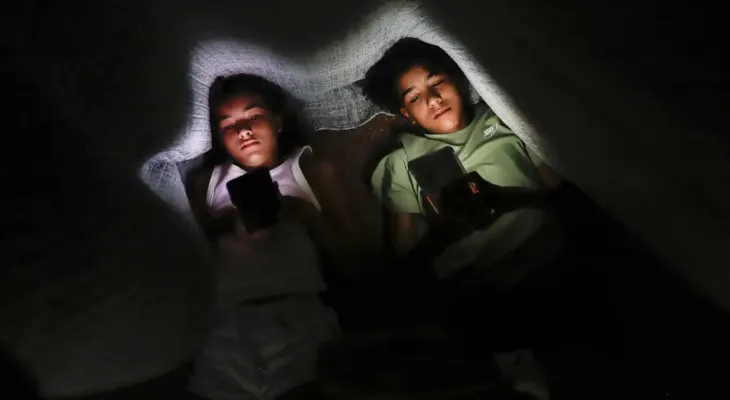 Acesso à internet na primeira infância mais do que dobrou desde 2015