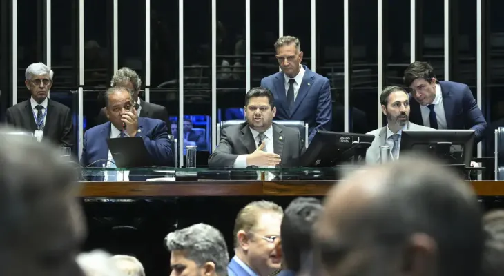 Senado aprova redução da pena de condenados pelo 8/1 e trama golpista